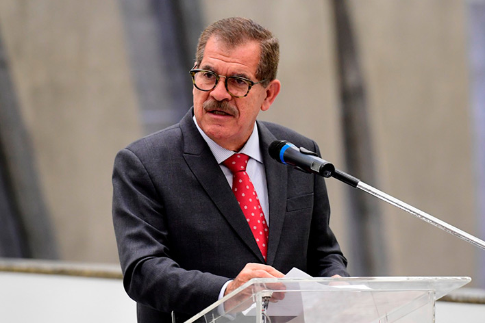 Próximo presidente do STJ, ministro Humberto Martins reúne vocação jurídica e larga experiência administrativa