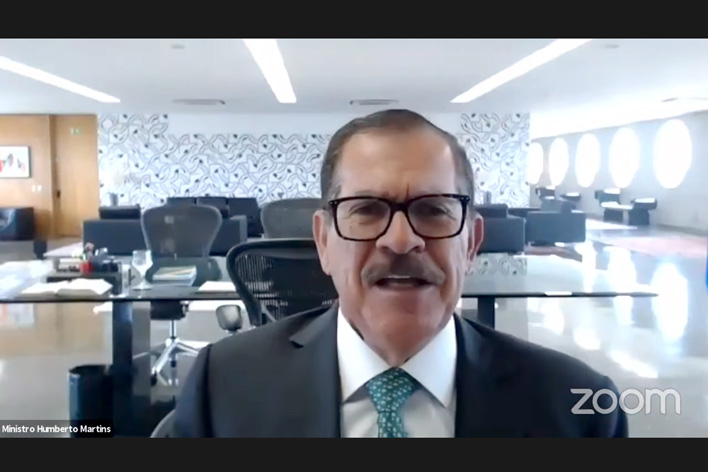 “Sem advogado não há Justiça e sem Justiça não há cidadania”, diz Humberto Martins em palestra a jovens advogados de MT