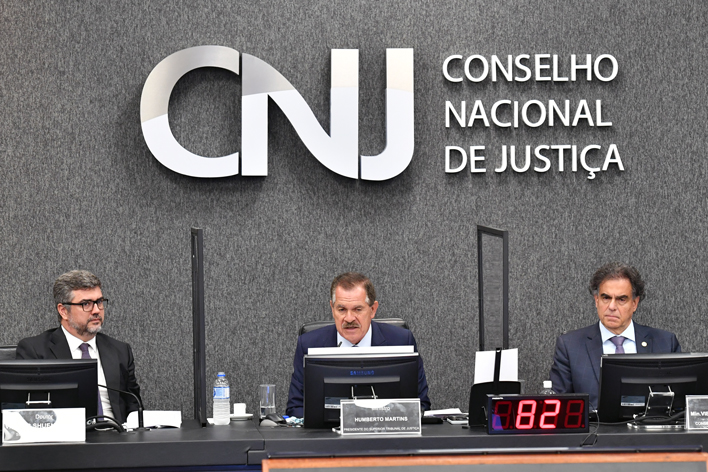 Presidente do STJ participa de evento do CNJ para promover Justiça itinerante no Brasil