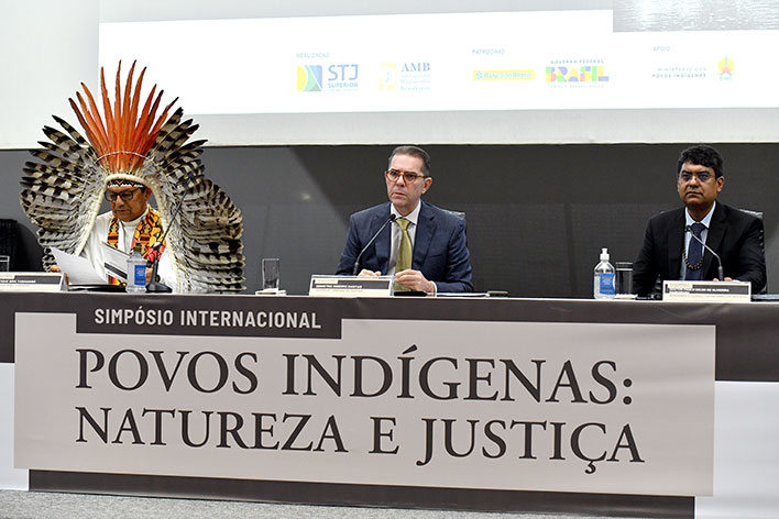 Simpósio discute reconhecimento dos territórios indígenas e preservação ambiental